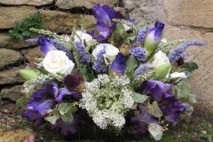 Centre de table Iris  violet H 30 cm 35x35 cm
